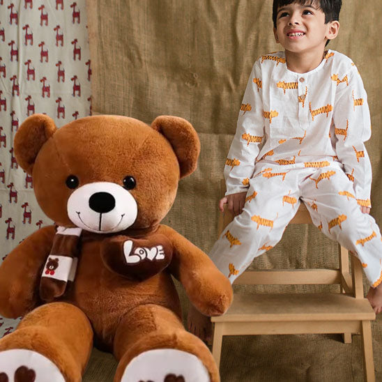 garçon et son doudou ours love