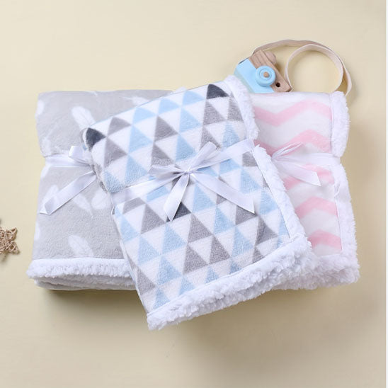 couverture emmaillotage trois couleurs